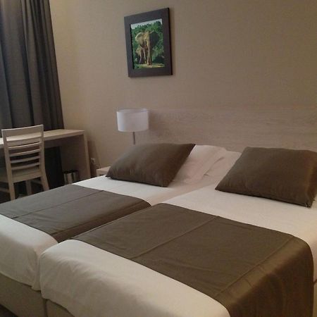 Fly Hotel Luanda Dış mekan fotoğraf