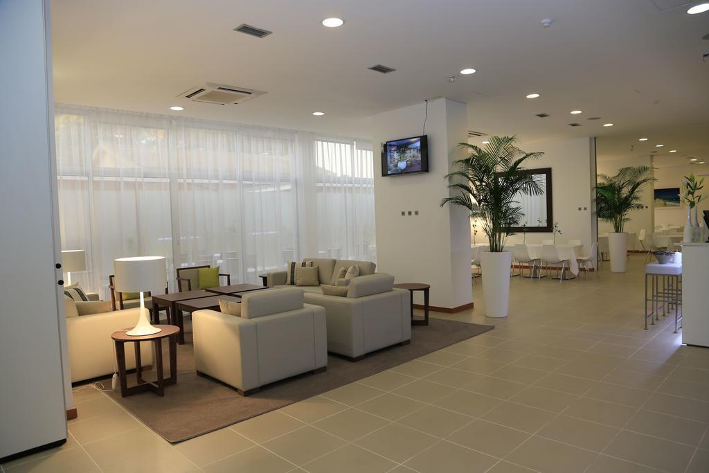 Fly Hotel Luanda Dış mekan fotoğraf