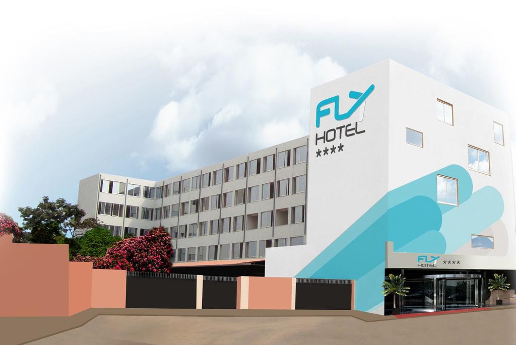 Fly Hotel Luanda Dış mekan fotoğraf